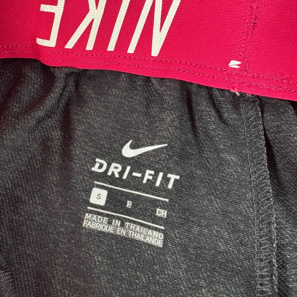 Nike Dri-FIT Womens Shorts Gray Heather Pink Logo Athletic Running Small - Picture 4 of 6